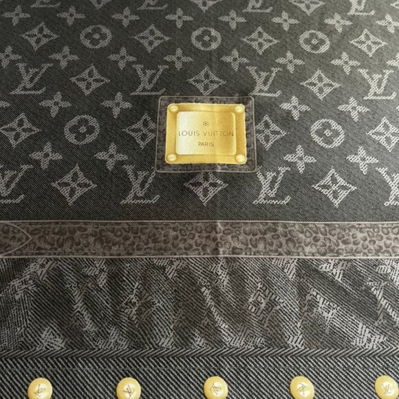 New Louis Vuitton Scarf Monogram Denim Blask Gray Square Silk Wrap - Picture 16 of 16